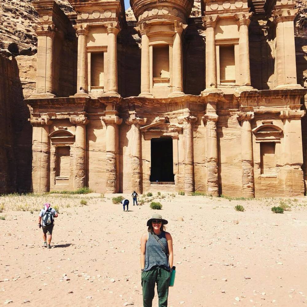 Meet your Posher, Lauren